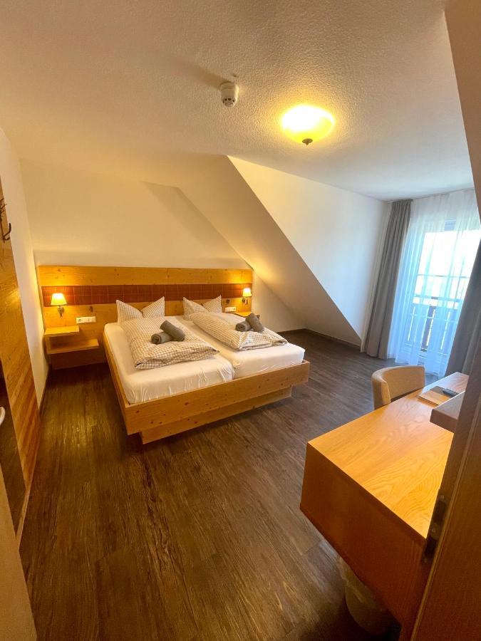 Landgasthof Linde Hepbach, Hotel & Restaurant 马克多夫 外观 照片