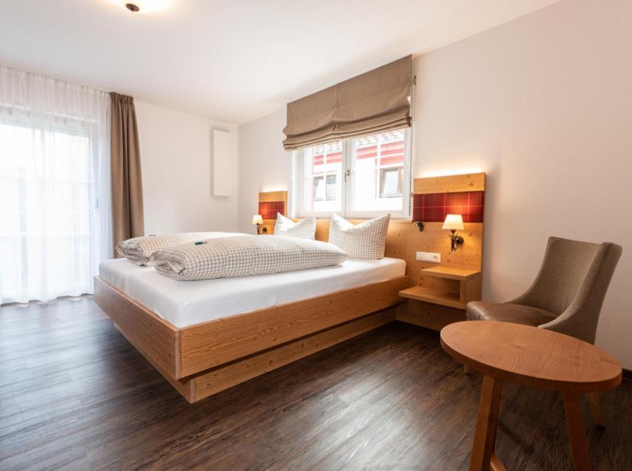 Landgasthof Linde Hepbach, Hotel & Restaurant 马克多夫 外观 照片